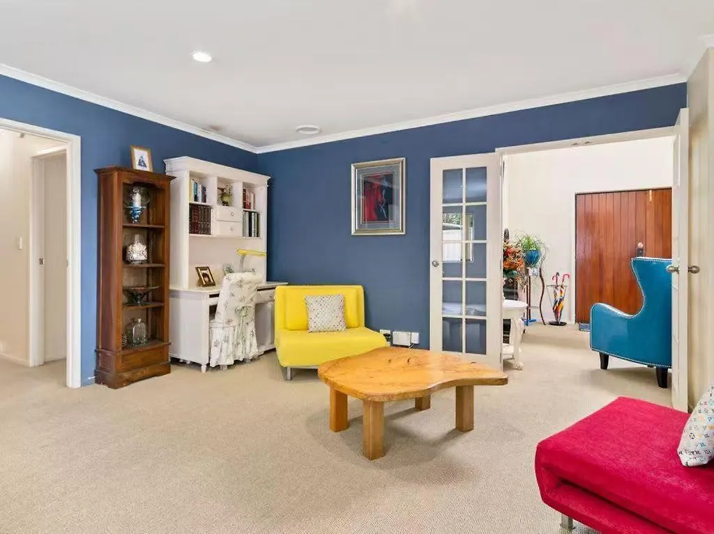 Holiday home Tatai Lake Edge - 4 Bed Rotorua Lakefront New Zealand